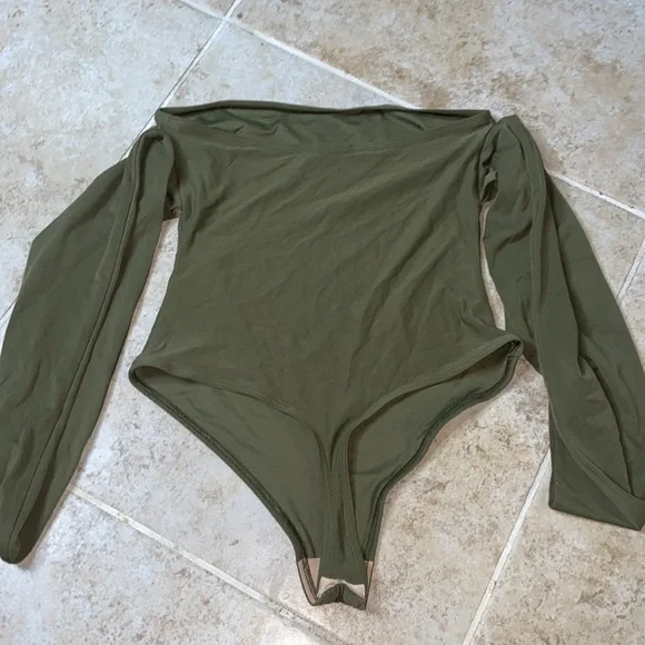 ALIX size S bodysuit - Picture 6 of 6